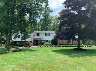2797 Belgrave Rd, Pepper Pike, OH 44124