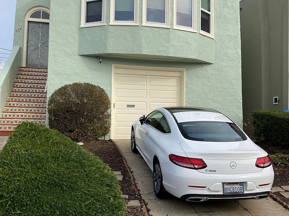 1st image of 470 Justin Dr