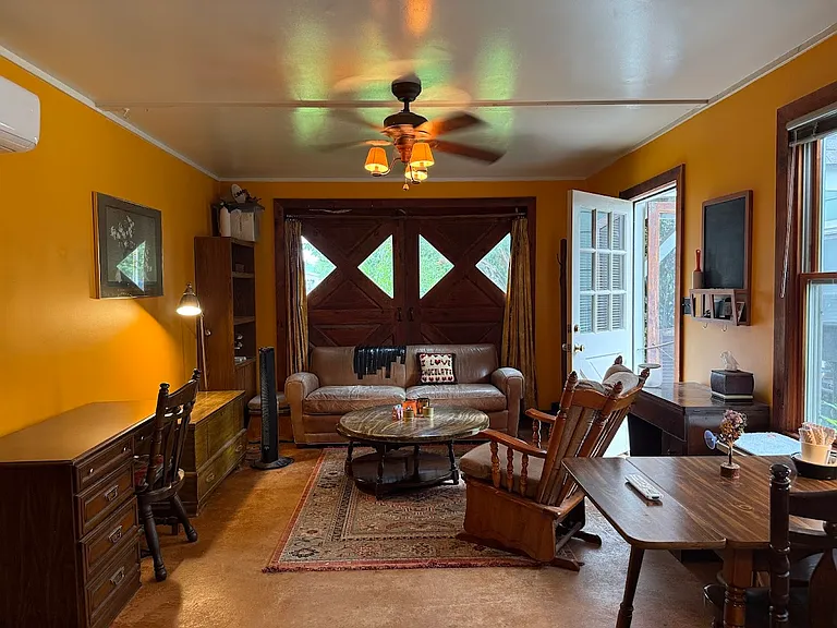 802 Harris Ave #1 — Photo 5