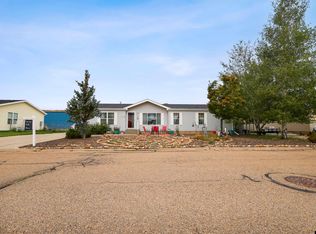 635 Knotty Pine Dr, Evanston, WY 82930