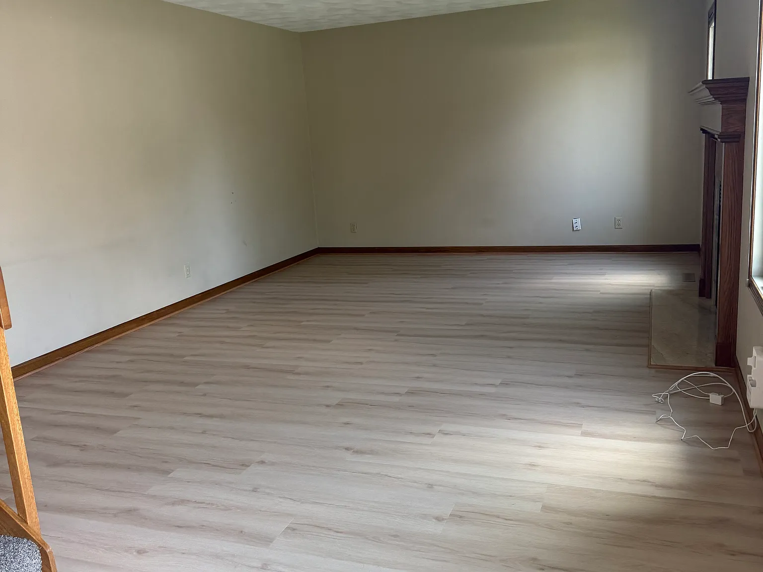 3 bed, 2150 sqft, $2,300 — Photo 3