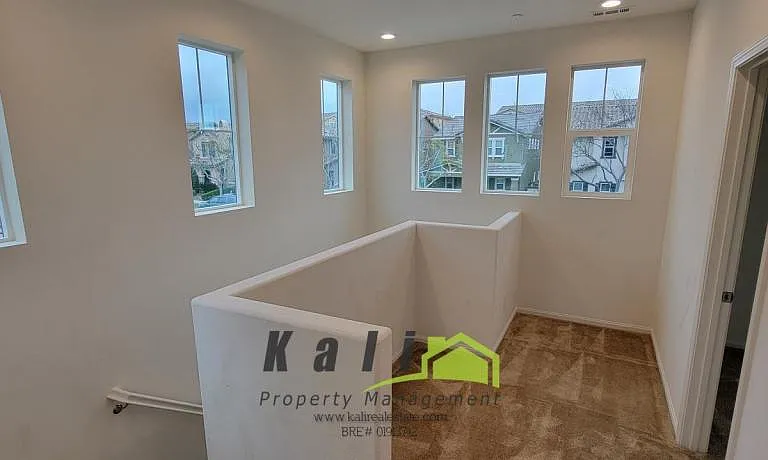 1333 Pershing Rd — Photo 10