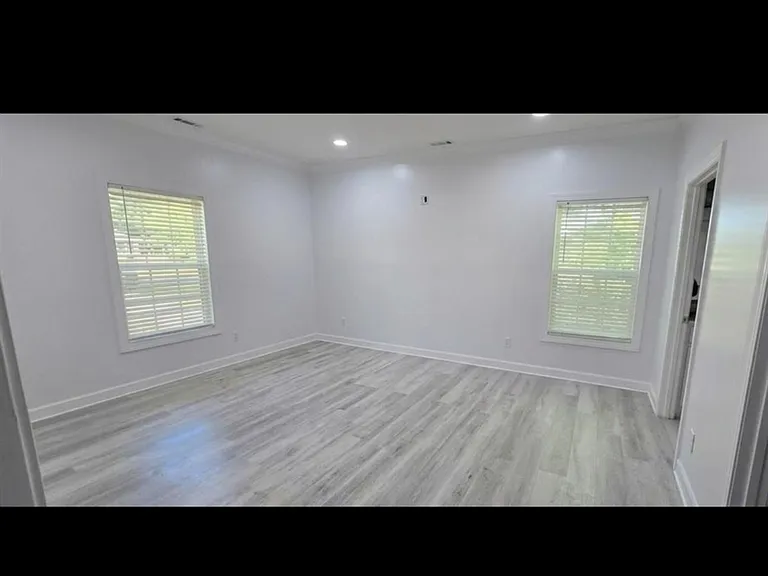 528 Azalea Dr — Photo 11