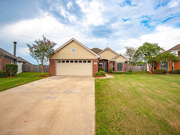 2nd image of 8873 Ashland Park Pl