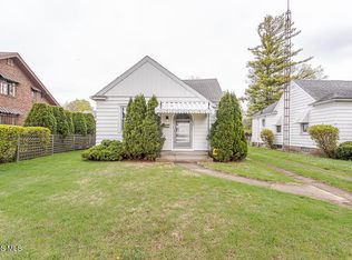 318 Sunset Blvd, Toledo, OH 43612