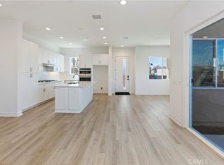 353 Baluster, Irvine, CA 92618