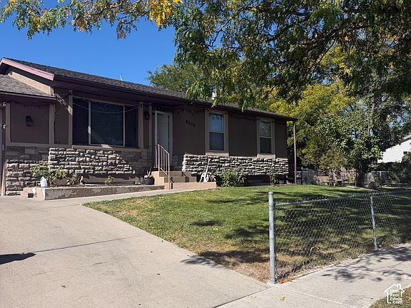 3rd image of 6450 S Clernates Dr