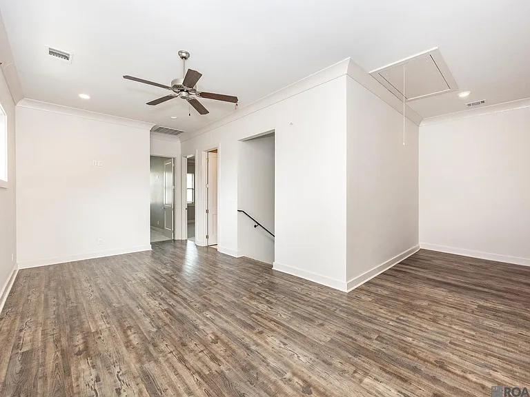 8543 Landau Dr — Photo 25