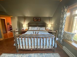 27 Carriage Hill Rd, Diamond Pt, NY 12824