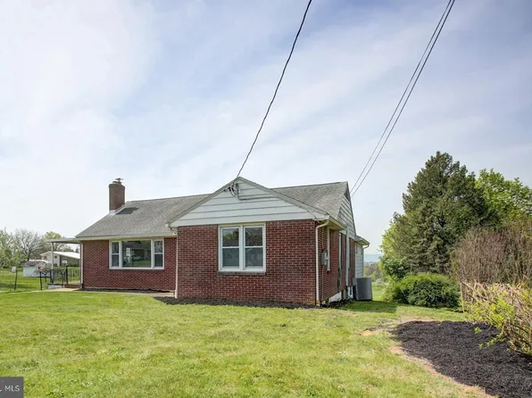 205 Saint Thomas Edenville Rd, Saint Thomas, PA 17252