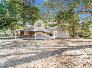 3008 Woodview Dr, Jackson, MS 39212