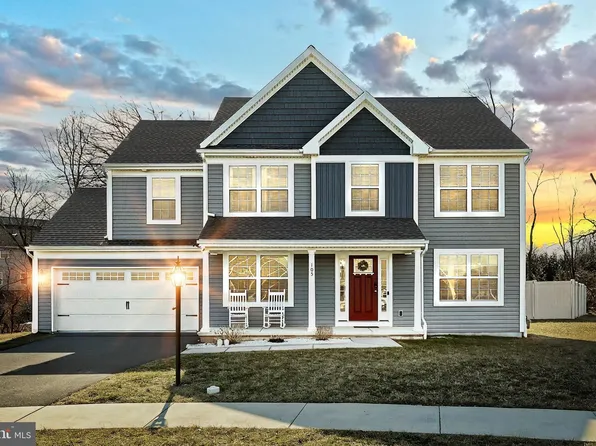 105 Quarry Run Pl, York, PA 17406