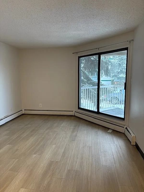 Lincoln Manor — Photo 3