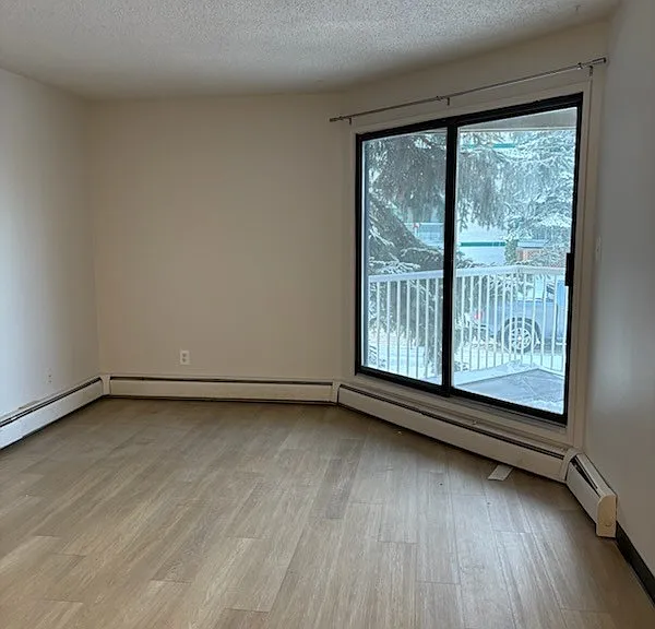 3404 18th Ave NW — Photo 3