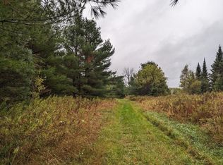 Pikes Peak Rd, Brantwood, WI 54513