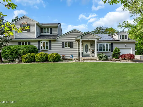 5 Roberta Drive, Middletown, NJ 07748