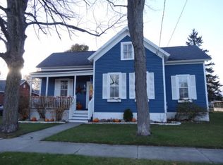 151 S Noquebay Ave, Peshtigo, WI 54157