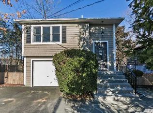31 Francis St, Nesconset, NY 11767