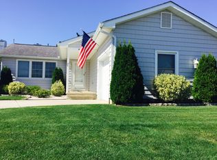 48 Shipmaster Dr, Brigantine, NJ 08203