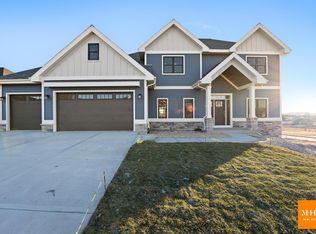 2320 Freshford Dr, Waunakee, WI 53597