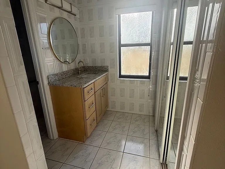 8102 S Ibiza Ct — Photo 10
