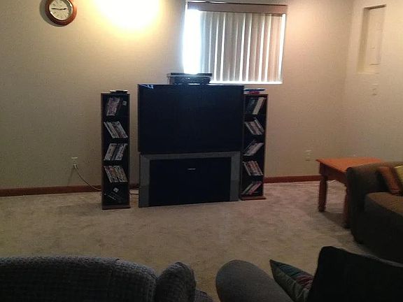 4th image of 1664 Woodlake Cir