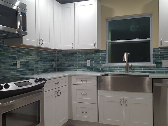 2nd image of 481 Kumquat Ave