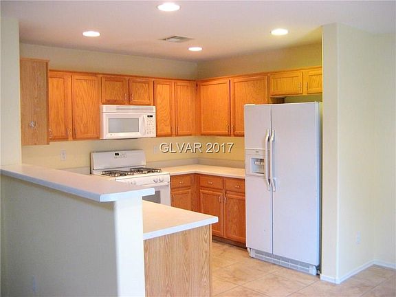 3rd image of 7869 Warwickshire Way #0