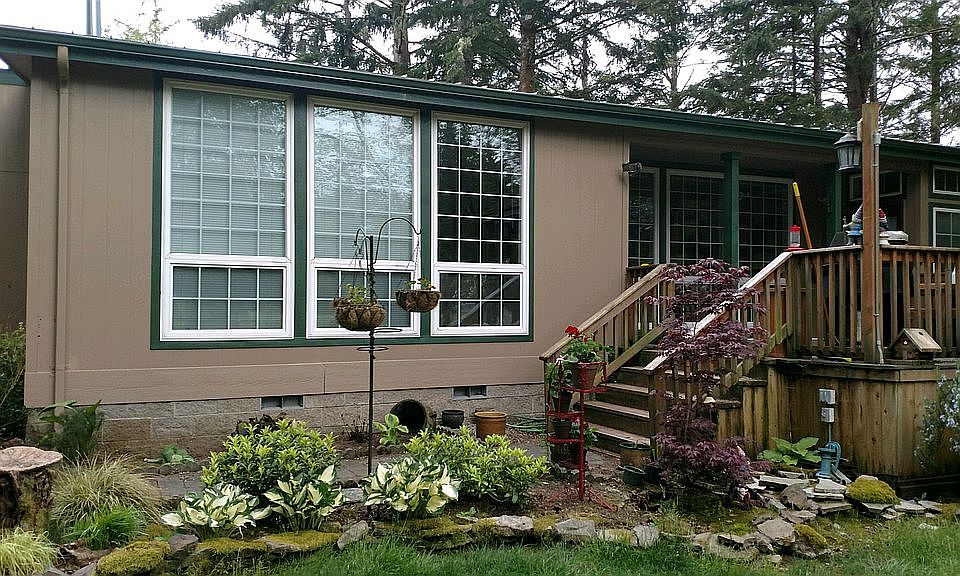 2nd image of 4401 166th Ln
