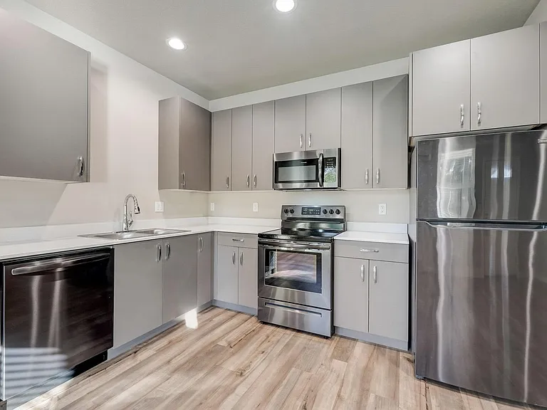 Harley Townhomes — Photo 28