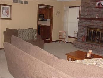 3rd image of 5308 Douglas Ave