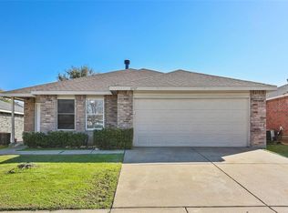 8737 Hunters Trl, Fort Worth, TX 76123