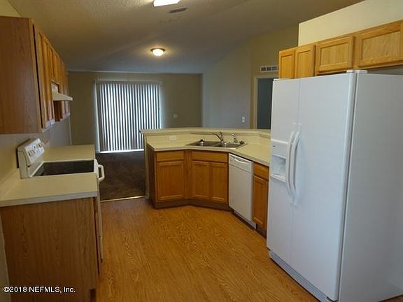 4th image of 7363 Edenfield Park Road Jacksonville