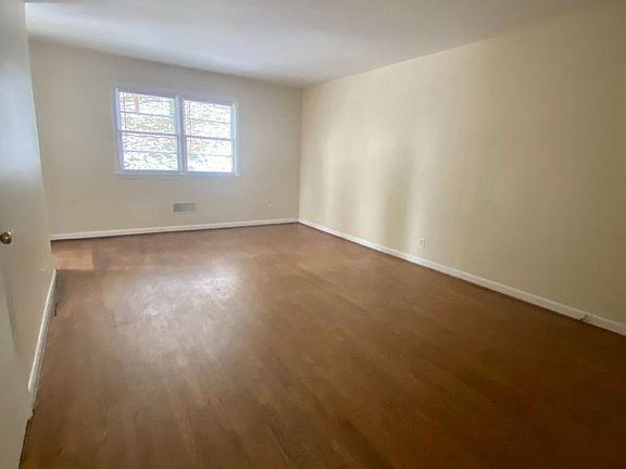 2nd image of 3 Fredonia Ave #3