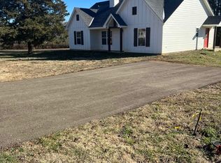 1625 Chaparral St, Tatum, TX 75691