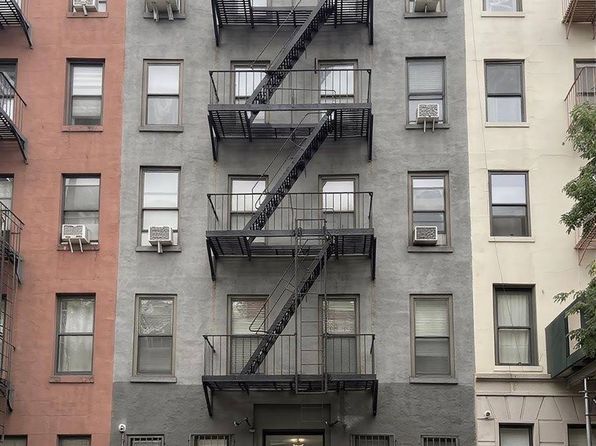 517 W 48th St APT 3FE