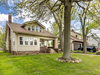 1383 Richmond Rd, Lyndhurst, OH, 44124