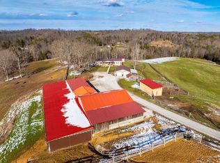 101 Abe Roar Rd, Olive Hill, KY 41164