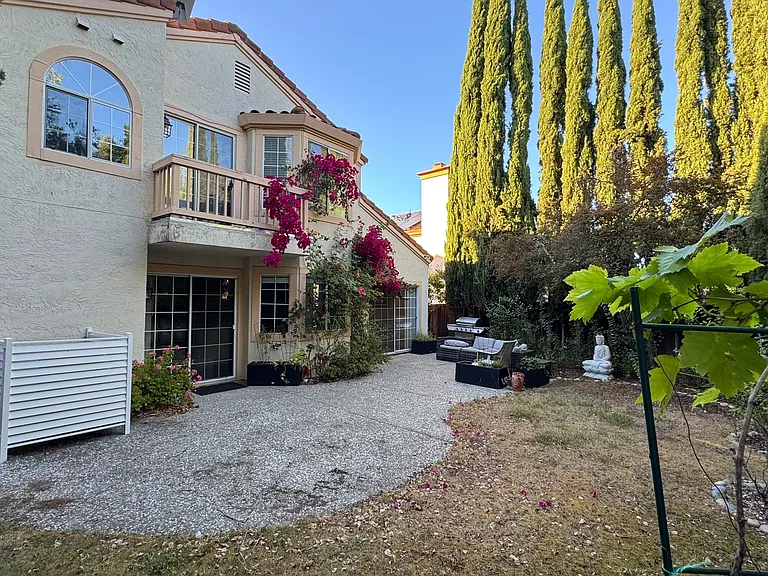 2191 Goldenrod Ln — Photo 13
