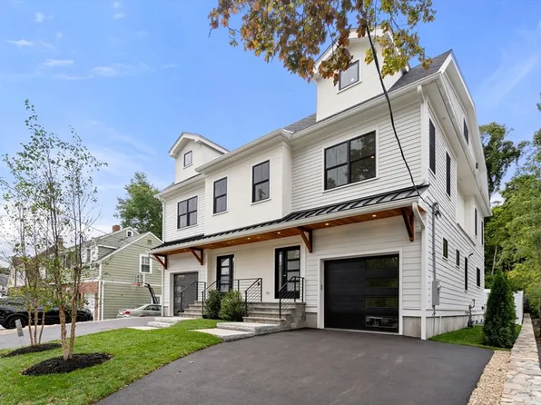 71 Cloverdale Rd #71, Newton Highlands, MA 02461