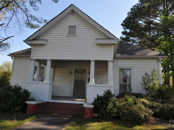 174 Columbia St, Chester, SC 29706