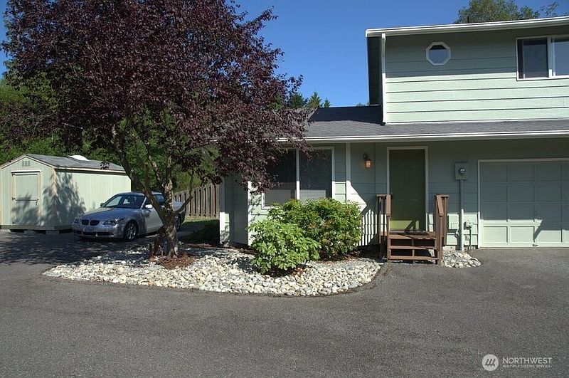 2nd image of 6305 Bob Galbreath Road