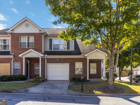221 Rosewood Way NW, Atlanta, GA 30311