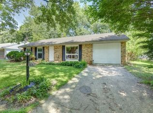 3106 Sylvan Dr, Champaign, IL 61821