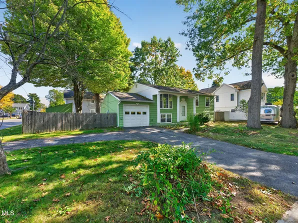 51 Vanderbilt Avenue, Saratoga Springs, NY 12866