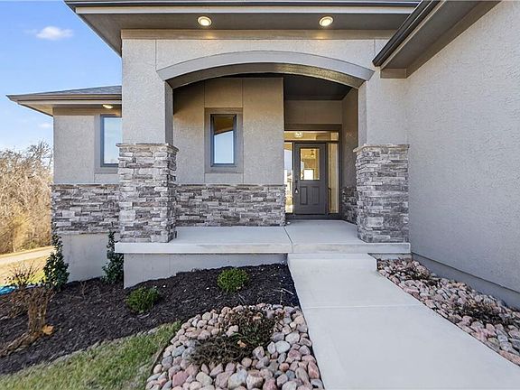 2nd image of 2704 NE Amanda Ln