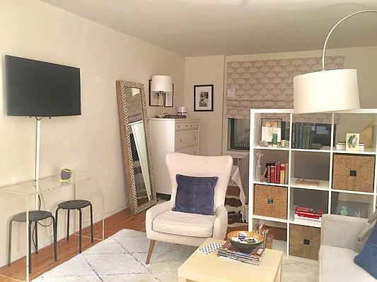 Rented by Keller Williams NYC | media 2