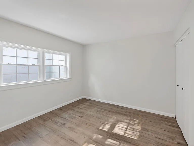 7 Georgetown Grn — Photo 14