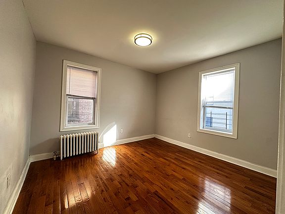 2nd image of 126-28 Corbin Ave #402