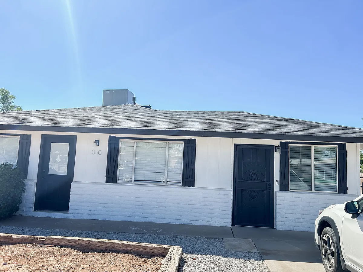 Building Photo - 30 N Cottonwood Dr #3